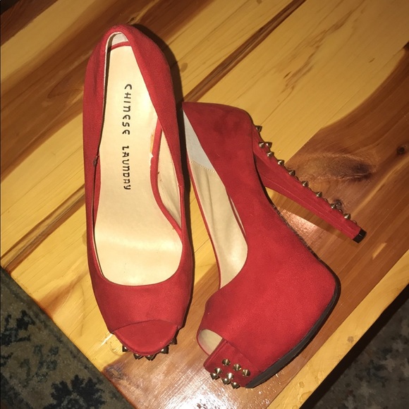 Chinese Laundry Shoes - Like New Chinese Laundry Red Heels Gold Spikes 7.5